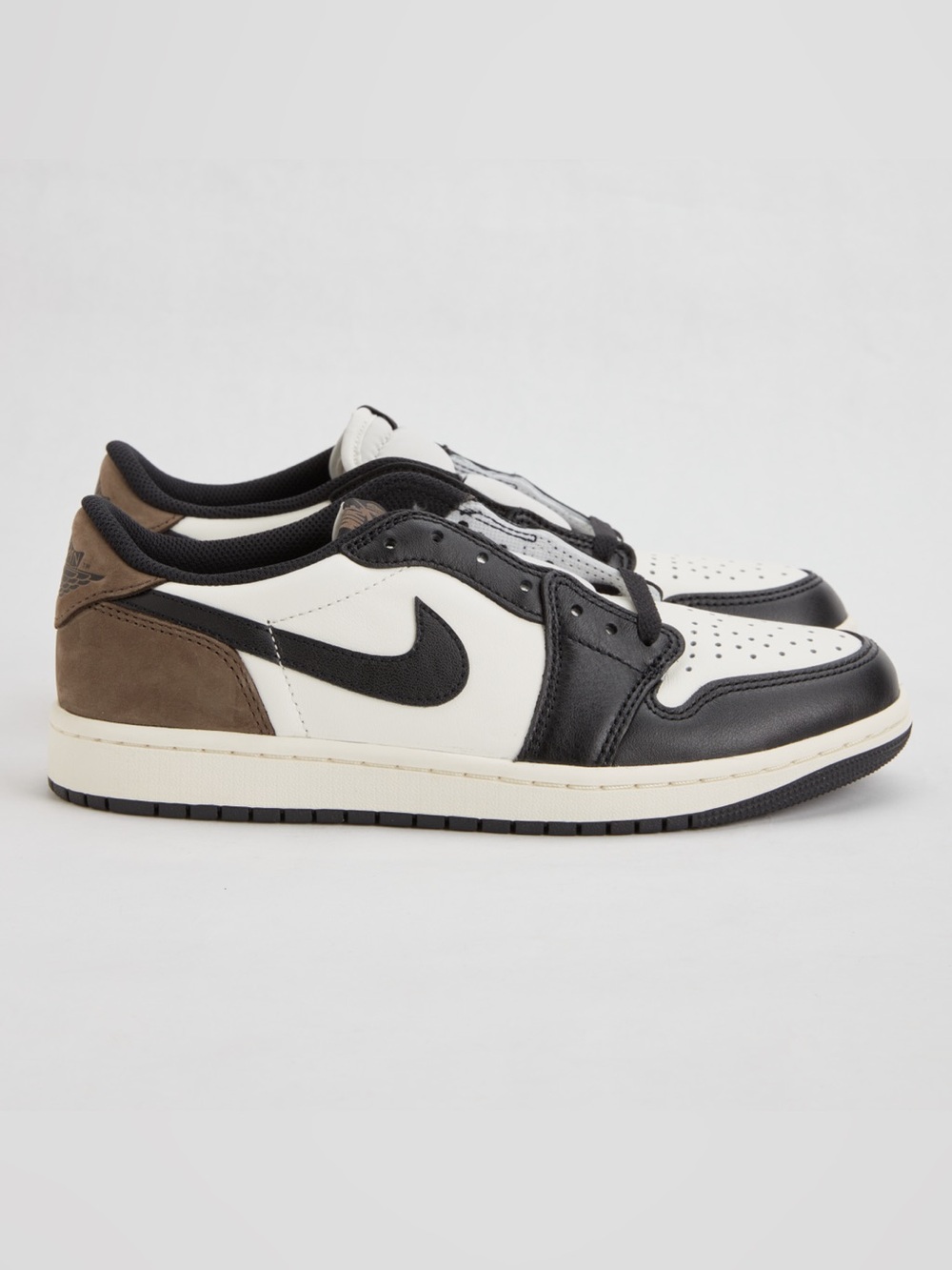 Air Jordan 1 Low OG - MOCHA